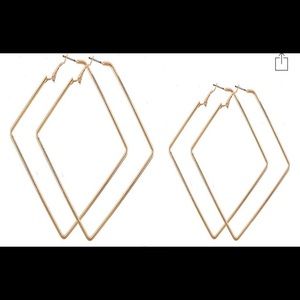2 pack square hoop earrings